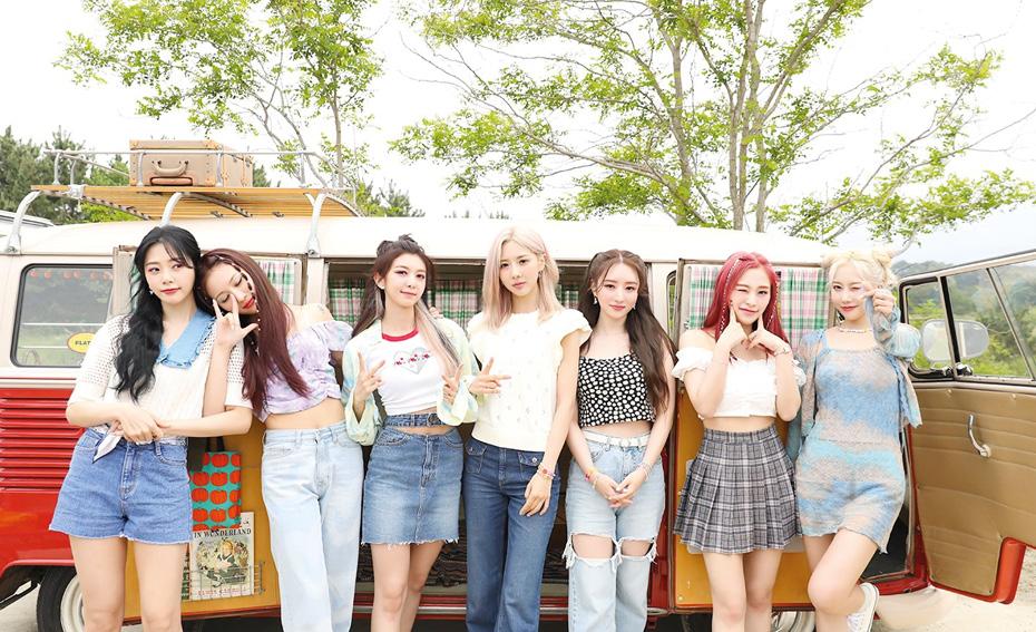 Dreamcatcher kommt zurück mit Special Album “Summer Holiday”